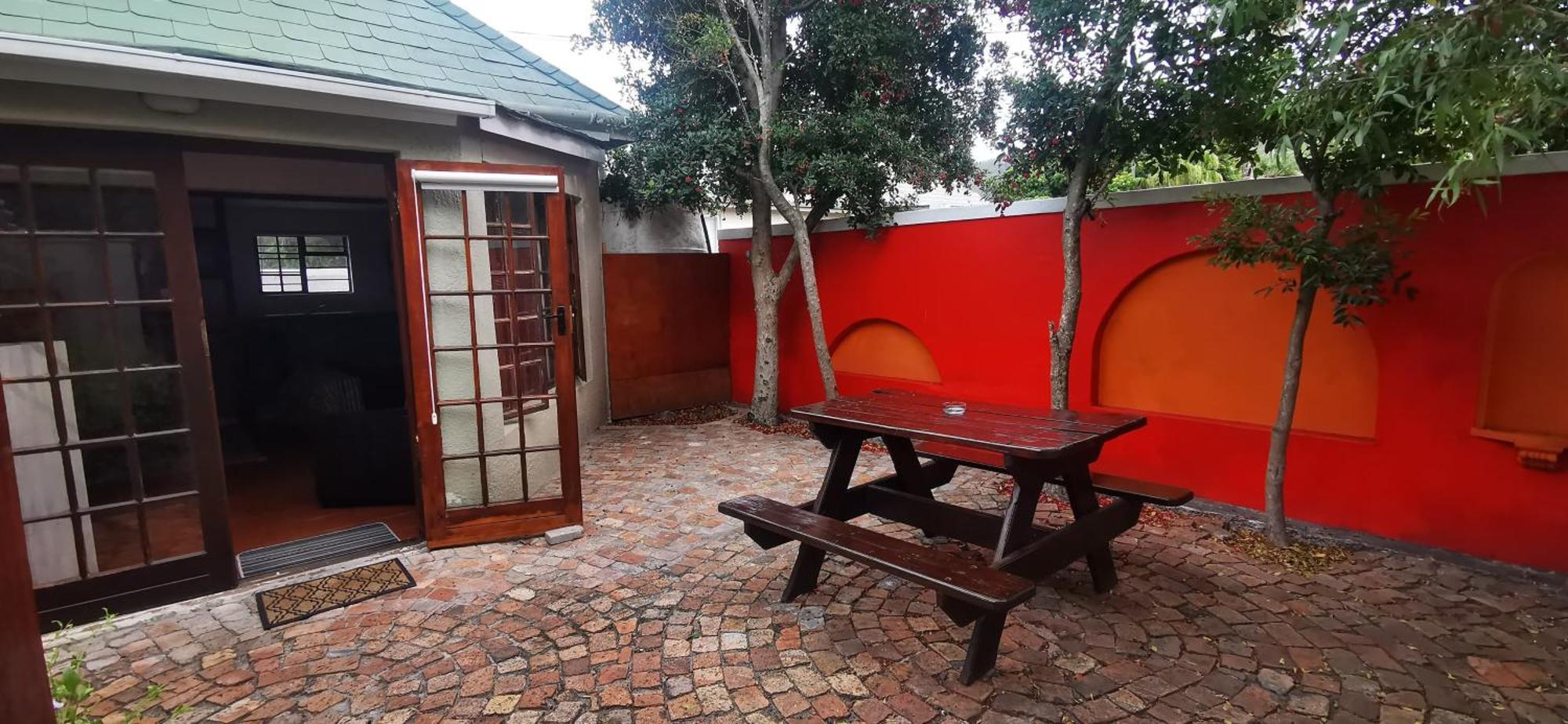 Hermanus Backpackers & Budget Accommodation Exterior foto
